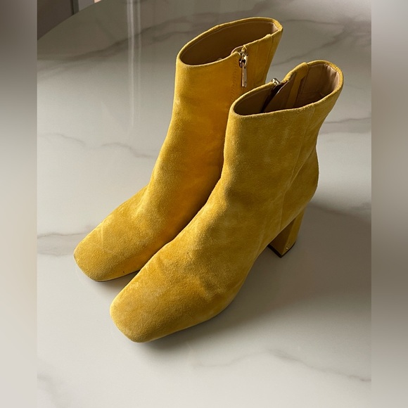 Sam Edelman yellow suede Codie boots - Picture 2 of 11